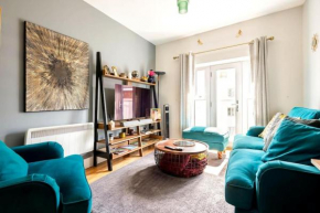 Beautiful & Cosy Harbourside Apartment - Free Parking